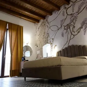 Palazzo Matilde Couette-café Bari
